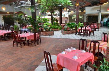 Mien Tay Hotel Кан То Екстериор снимка